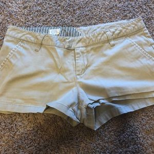 Volcom Khaki shorts